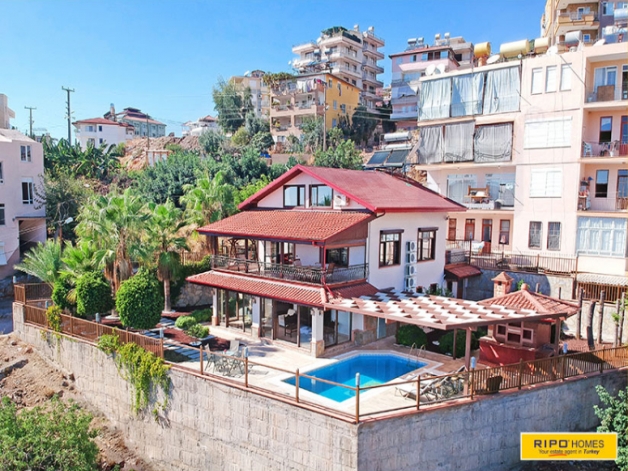 Villa PROPERTIES in Alanya / Alanya